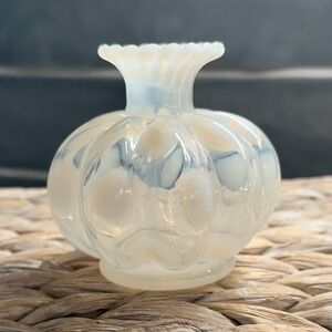 Vintage 1940's‎ Fenton Opalescent Clear & White Coin Dot Perfume Bottle Vase